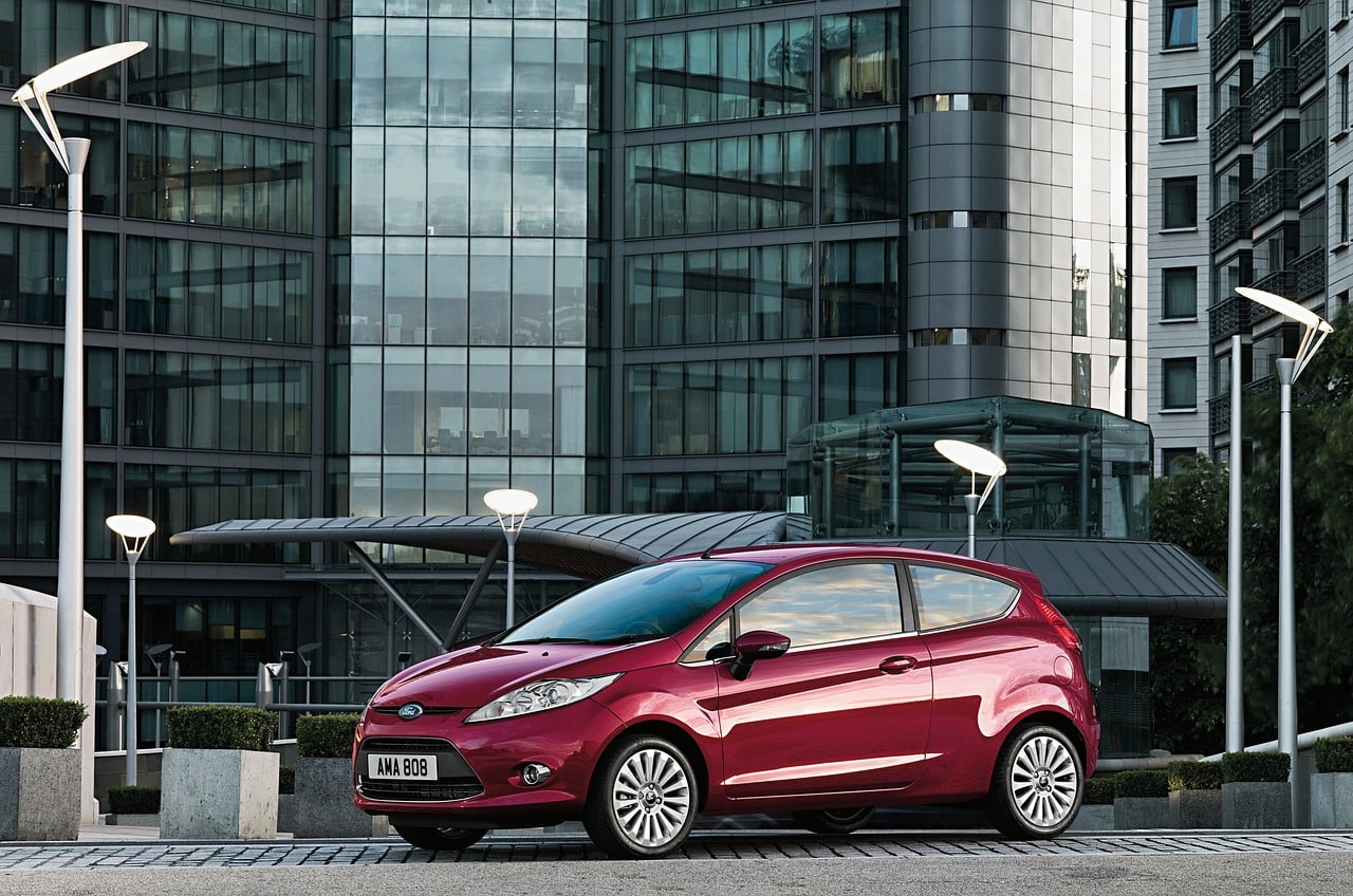 Pourquoi le voyant moteur s'allume sur Ford Fiesta