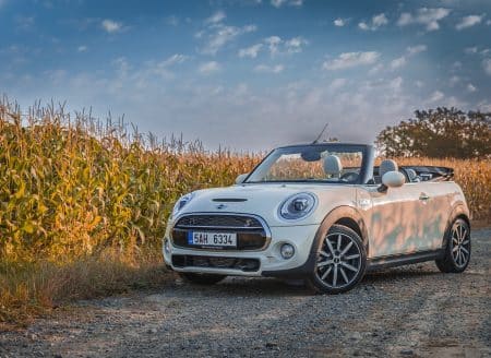 Pourquoi le voyant moteur s'allume sur Mini Cooper SE